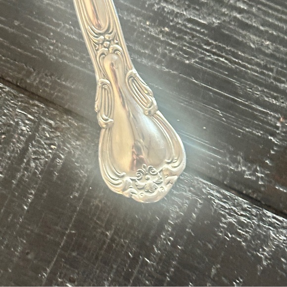 Gorham Chantilly STERLING SILVER Serving Spoon - Picture 4 of 4